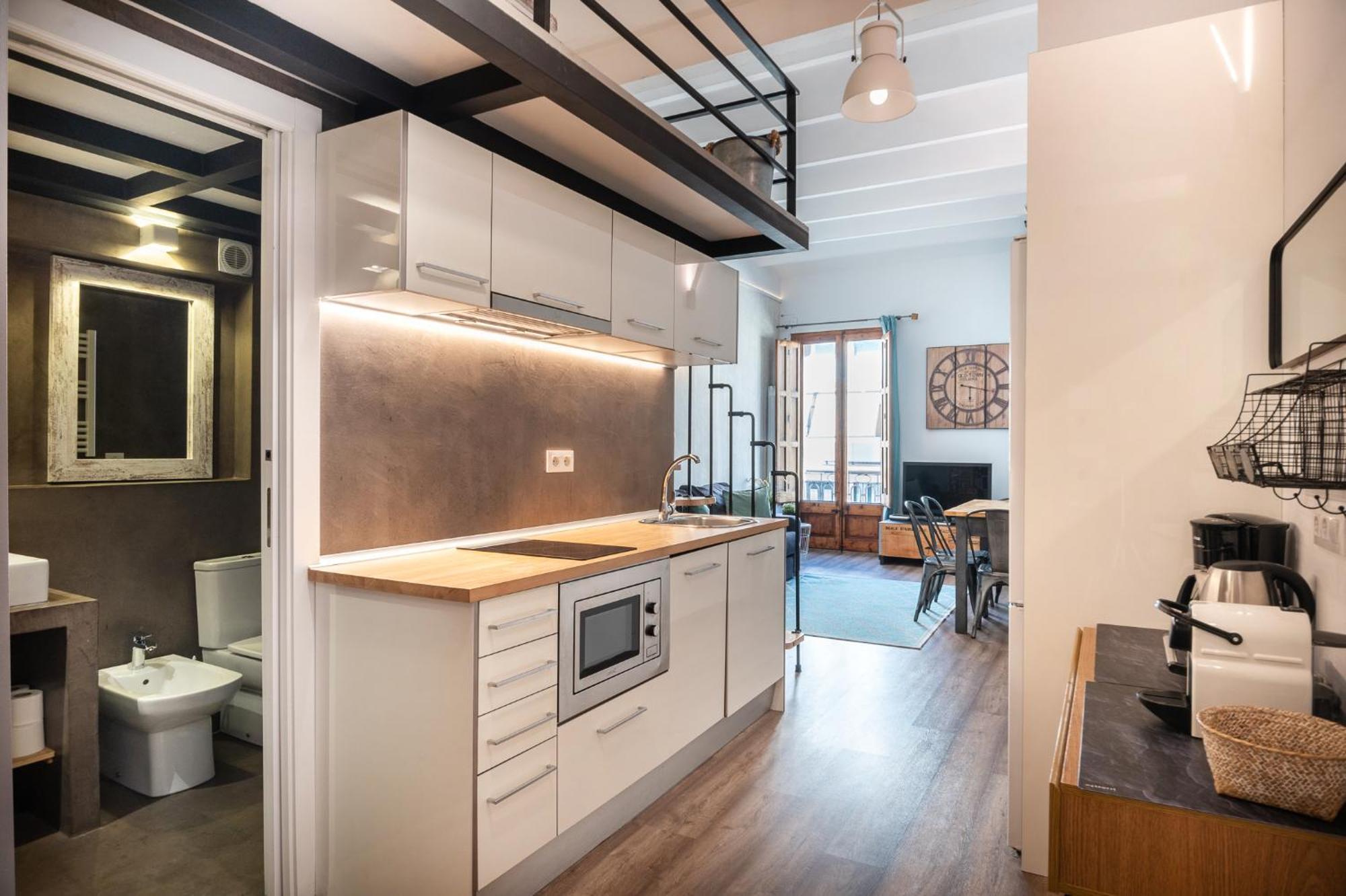 Beautiful Renovated Loft Minutes From The Beach Barcelona Bagian luar foto